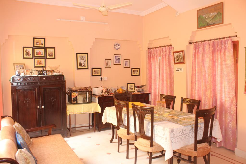 Udai Niwas - A Boutique Homestay Bikaner Luaran gambar