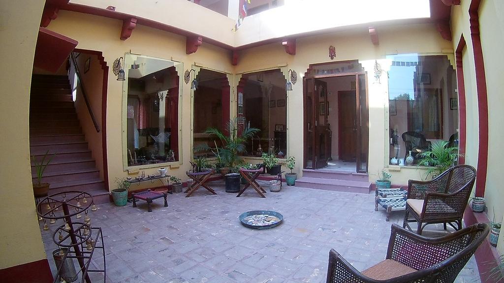 Udai Niwas - A Boutique Homestay Bikaner Luaran gambar